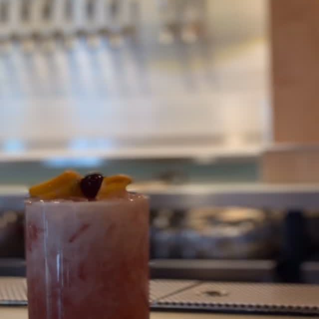 Taking a break from alcohol, but not from a good time?
We’ve got you covered!
New zero-proof cocktails now pouring in the lounge!
🍸