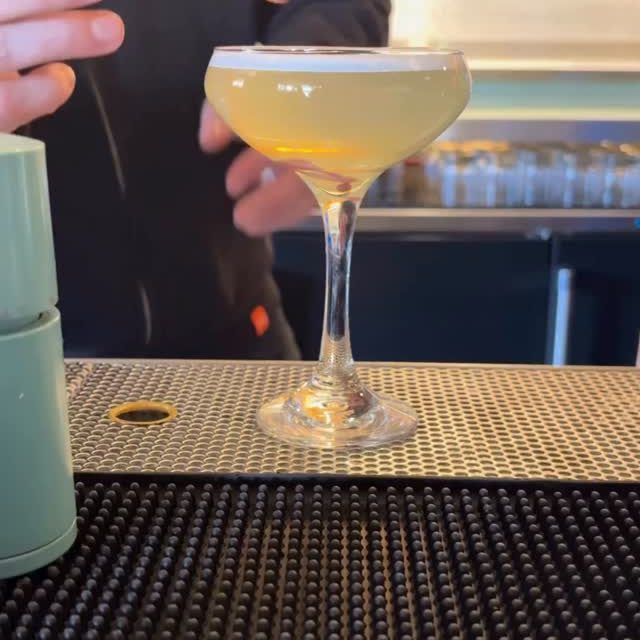 Hydration comes in many forms!🍹
Fresh Air. Fresh Cocktails.
Only at Hap Hap.